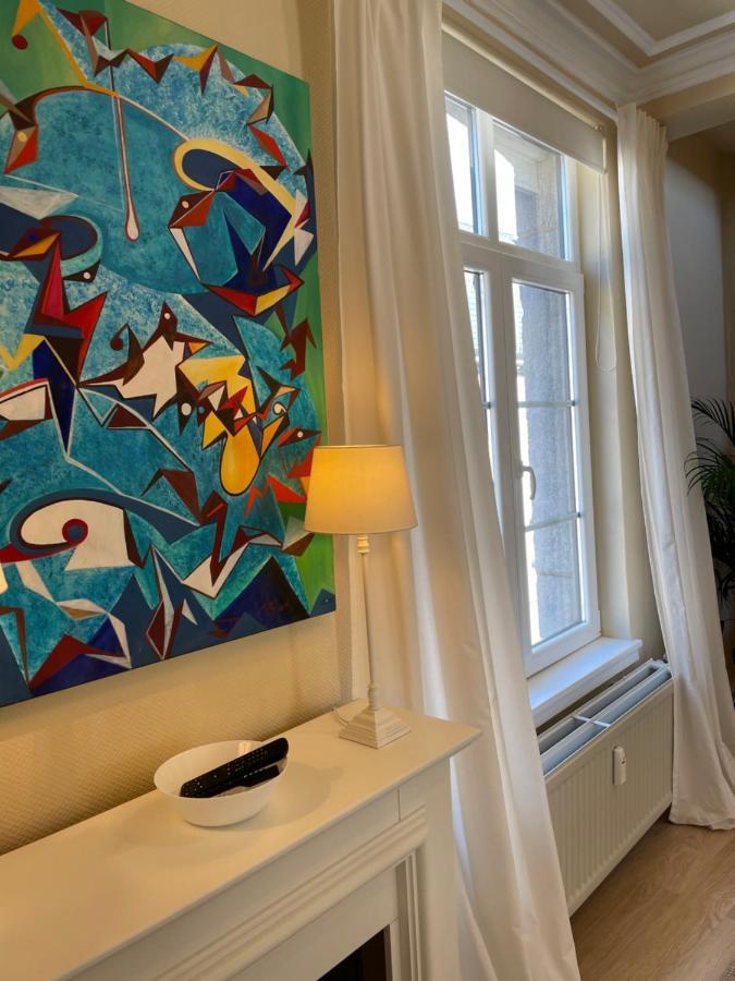 Le 25, Duplex Elegant Au Coeur Du Pietonnier Historique Appartement Namen Buitenkant foto