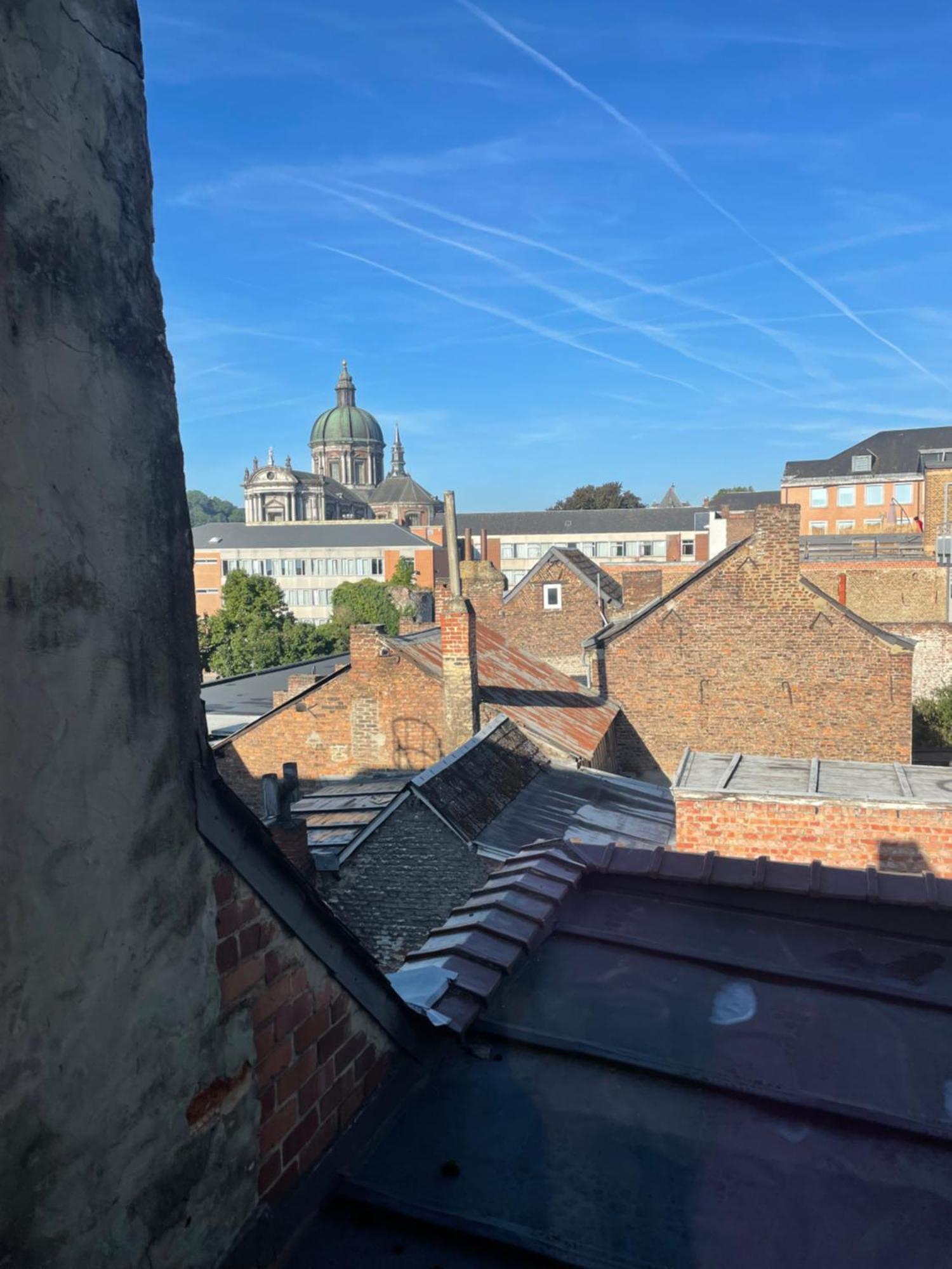 Le 25, Duplex Elegant Au Coeur Du Pietonnier Historique Appartement Namen Buitenkant foto
